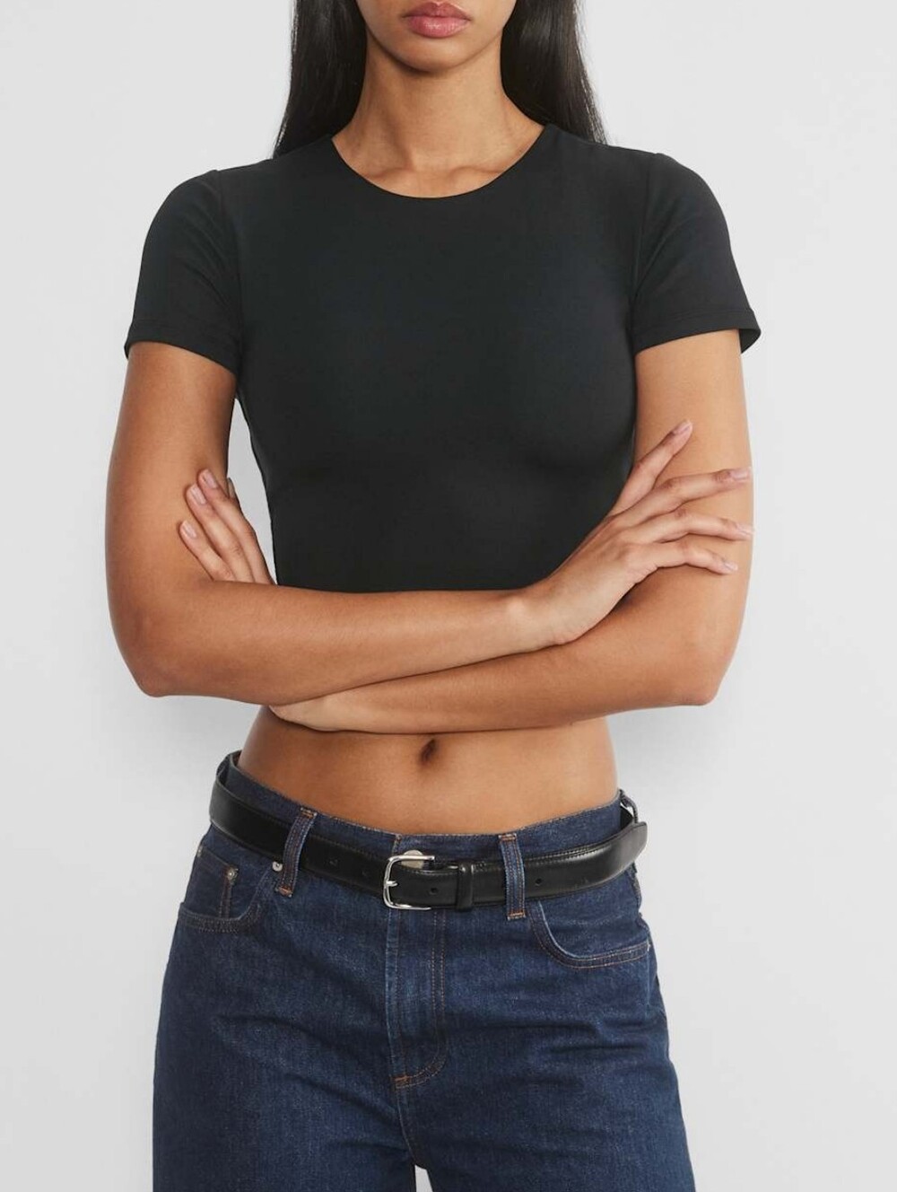 Like New! Aritzia Babaton Crew Cropped T Shirt